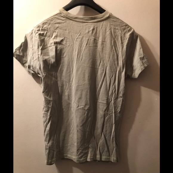 2  Mossimo V neck T shirt! Preowned in excellent condition - Picture 7 of 13